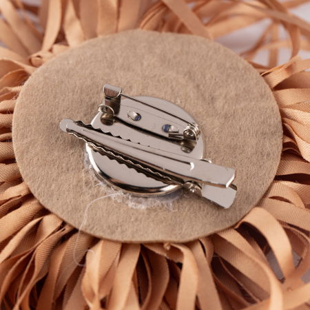 Brosa franjuri textil turcoaz usor satinata cu diametru de 15 cm, cu clips pentru par [1]