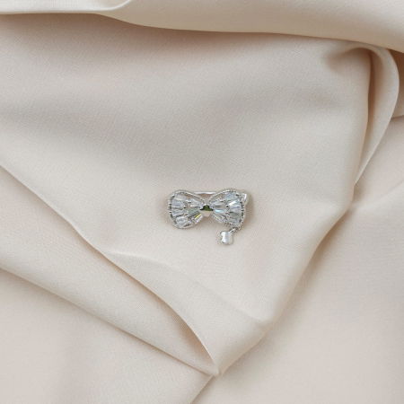 Brosa fundita miniaturala din argint 925 cu pietre foarte fine de cubic zirconia [6]