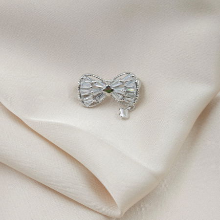 Brosa fundita miniaturala din argint 925 cu pietre foarte fine de cubic zirconia [4]