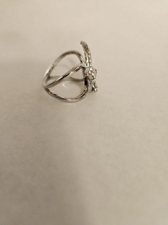 Brosa inel pentru esarfa, fluture argintiu cu pietricele albe [2]