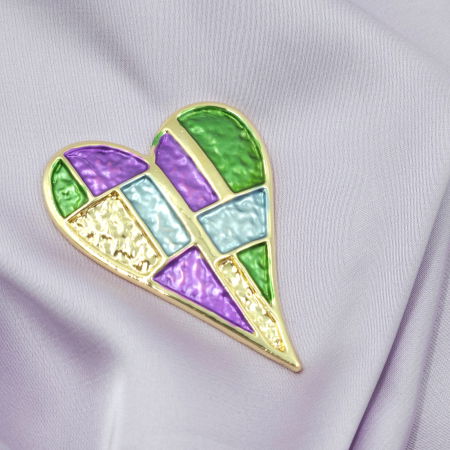 Brosa magnetica aurie, inima cu mov si verde [1]