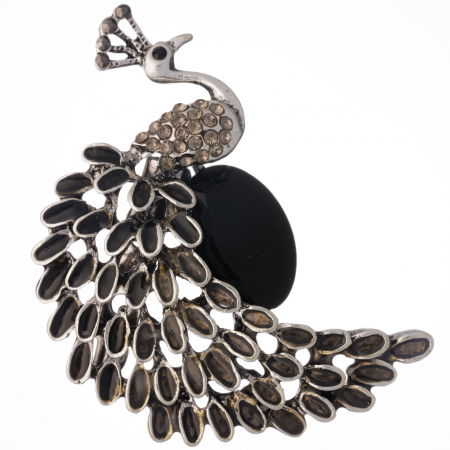 Broșe - Brosa metalica argintie cu pietricele mici, paun cu coada mare si pietre negre, simbol al intelepciunii