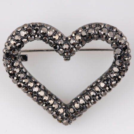 BIJUTERII - Brosa metalica inima acoperita cu pietre argintii