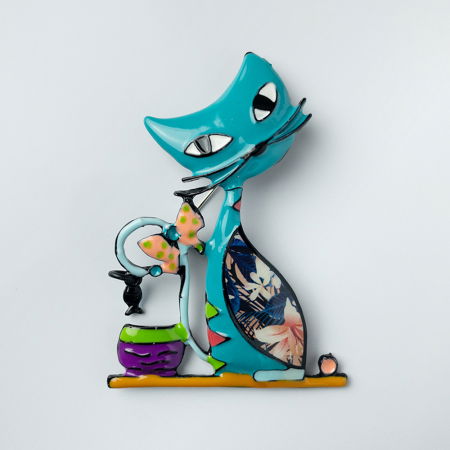 Promoții Accesorii & Bijuterii - Brosa metalica neagra, pisica turcoaz cu pestisor agatat de coada