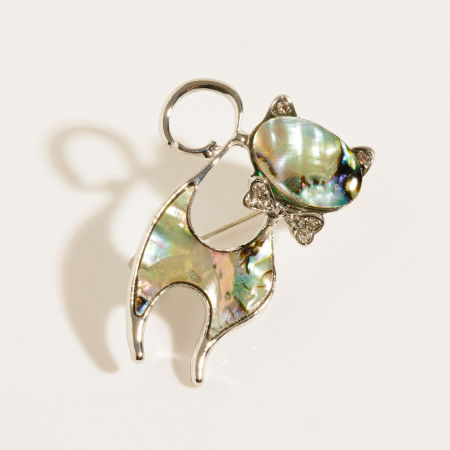 Brosa metalica pisicuta argintie cu paua shell naturala si fundita [1]