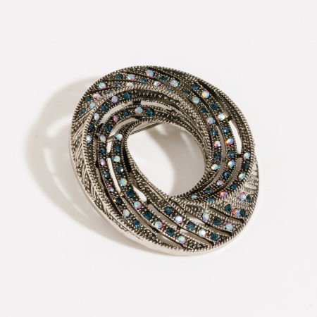 Broșe - Brosa pandant metalica argintie, forma stilizata ovala cu pietre fine