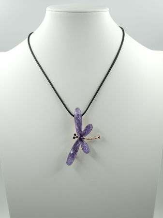 Brosa pandant metalica aurie, libelula fina cu aripi fatetate mov [6]