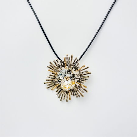 Brosa pandant metalica auriu antichizat, soare stilizat cu pietre mari si mici [1]