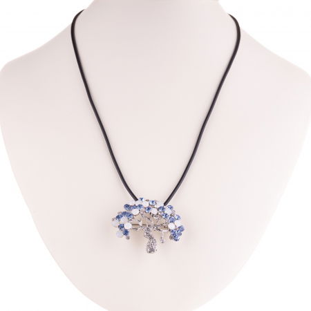 Brosa pandant metalica Pomul Vietii argintiu cu pietricele in nuante alb-bleu [1]