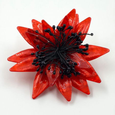 Bijuterii Fashion - Brosa statement florala din rasina rosie si stamine negre