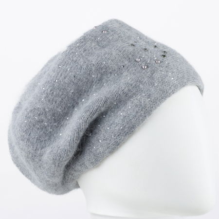 Căciuli - Caciula gri model tricotat cu perle si strasuri fine aplicate, dublata in interior