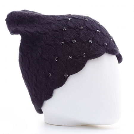 ACCESORII DAMĂ - Caciula neagra model tricotat cu fir de lurex si strasuri aplicate, captusita in interior