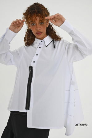 ÎMBRĂCĂMINTE - Camasa alba evazata cu colt lateral si fermoare negre, cu cusaturi negre