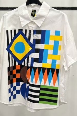 Bluze & Cămăși & Tricouri - Camasa alba din poplin satinat de bumbac, cu imprimeu geometric color