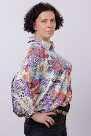 Camasa oversize, cu maneci fluture si imprimeu arabesc cu nuante de bleu si caramiziu [1]