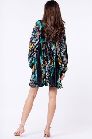 Rochie plisata A-line din satin, cu maneci ample si imprimeu jungle pe fond negru [3]