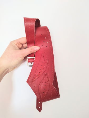 Centura asimetrică din piele naturală roșie [1]