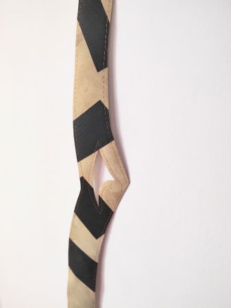 Centura bej asimetrică din piele naturală [2]