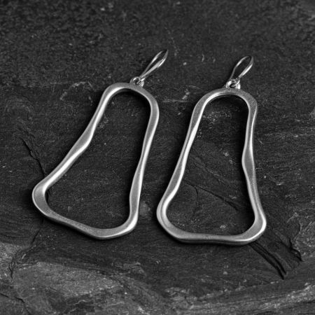 Cercei - Cercei din ZAMAC rodiat cu forma de clopotel stilizat