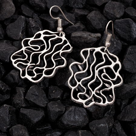 Cercei - Cercei din ZAMAC cu forma de apa curgatoare stilizata