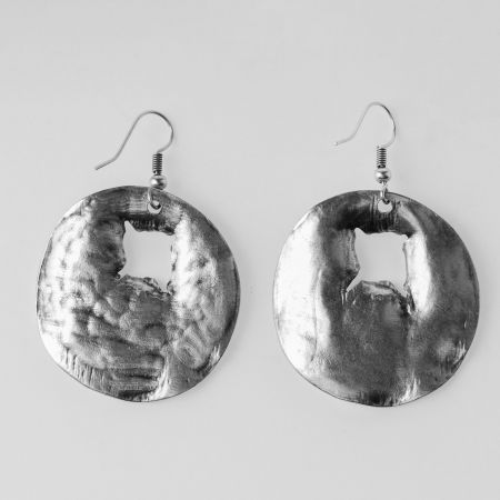 Cercei - Cercei din zamac in forma de cerc cu gaura neregulata