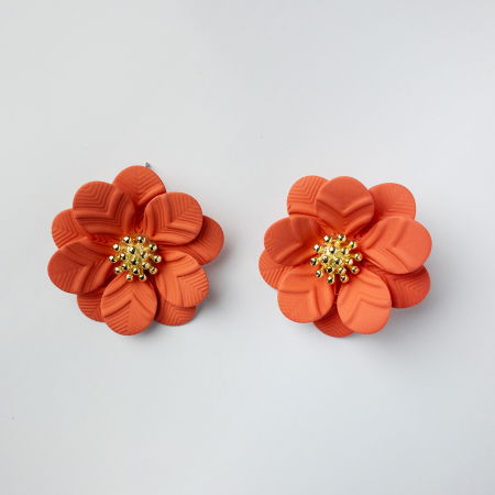 Cercei - Cercei in forma de floare cu petale duble si auriu in mijloc, corai