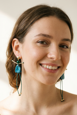 Cercei - Cercei lungi in forma de papusica cu picioare lungi din snur textil, turcoaz inchis