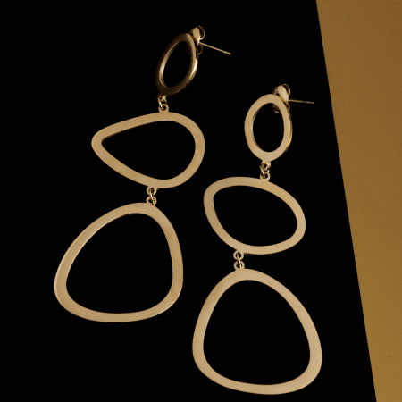 Cercei - Cercei lungi metalici, aurii cu trei cercuri inegale