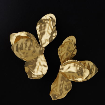 Cercei - Cercei spectaculosi metalici, aurii cu patru petale