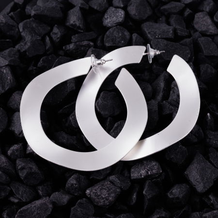 Cercei - Cercei metalici argintii creole ondulate