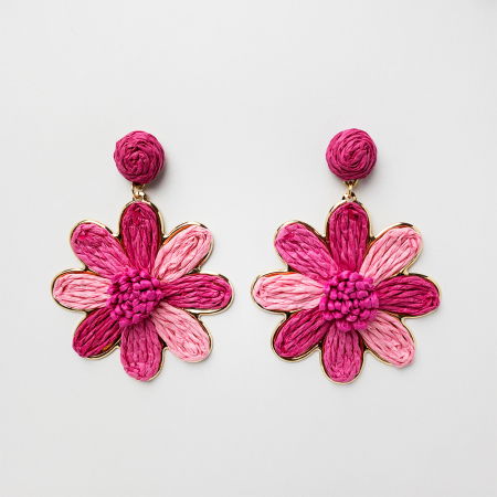 Cercei - Cercei metalici aurii floare cu petale in nuante de roz si fucsia