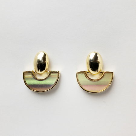 Cercei - Cercei metalici aurii, semirotund bej cu irizatii rozalii