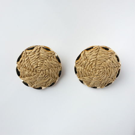 BIJUTERII - Cercei metalici cu forma rotunda bombata, camel cu auriu