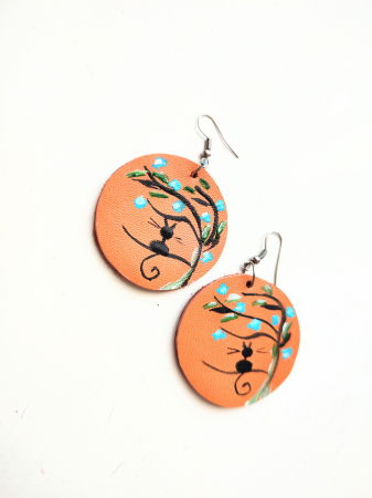 Cercei portocalii din piele naturală ,cu pisicuțe pictate [1]