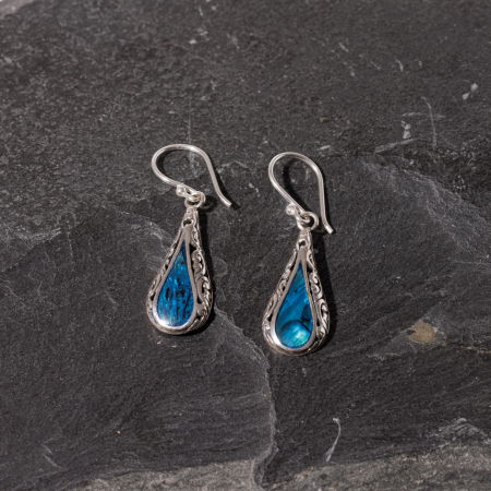 BIJUTERII - Cercei in forma de picatura cu scoica naturala colorata albastru din argint 925