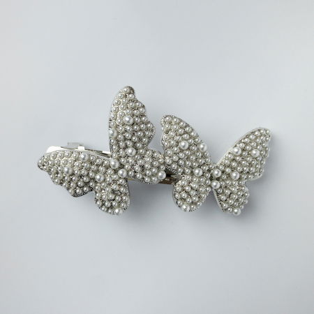 PLAJĂ SI VACANȚĂ - Clama medie metalica argintie cu doi fluturi acoperiti cu perle sintetice albe si fine