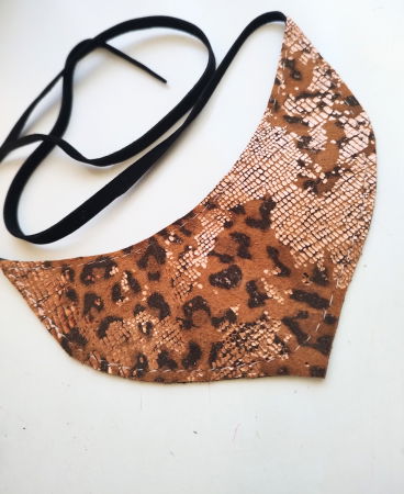 Colier animal print cu reflexii hold, din piele naturală, spirit festiv ,unicat [1]