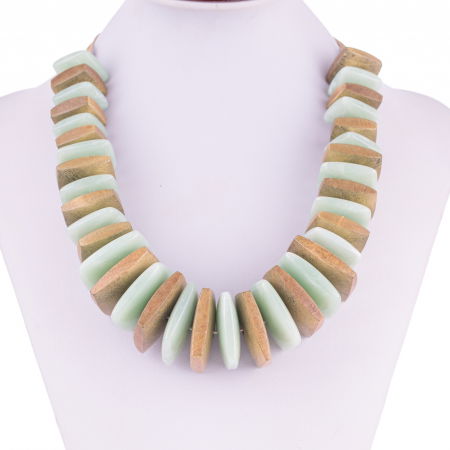 Coliere & Lanțuri - Colier cu elemente rectangulare din lemn si plastic, nuante de verde