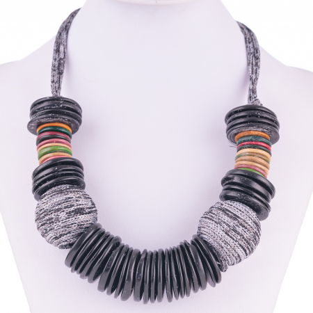 Coliere & Lanțuri - Colier cu elemente rontunde plate din lemn si textil, negru