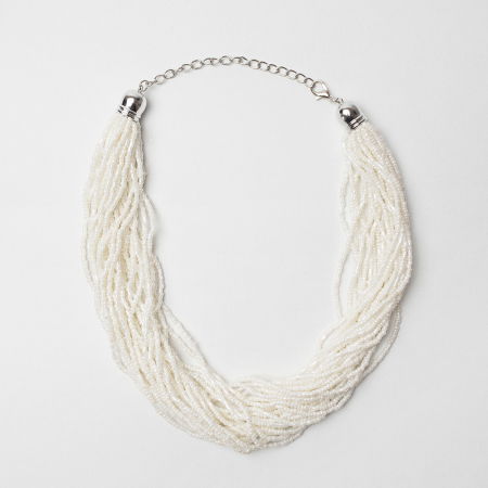 Colier cu multe siruri rasucite din margelute mici albe [1]
