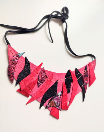 Bijuterii Noutați - Colier din piele naturala, nuante de rosu,negru