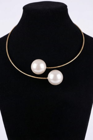NOU IN SHOPIKA - Colier elastic cu terminatie din doua pandante in forma de perle mari rotunde