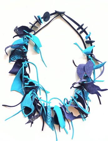 Colier handmade din piele naturala,nuante de bleumarin ,turcoaz,unicat [1]