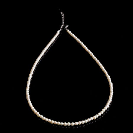 Colier la baza gatului din perle naturale de cultura, rotunde de 3 mm– lungime 40 cm [1]