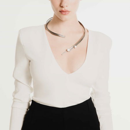 Colier triplu rigid Buttress cu perla, din alama placat cu gun metal [1]