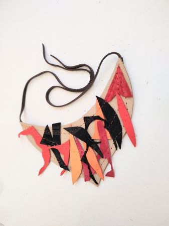 Colier multicolor asimetric, din piele naturală [1]