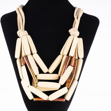 Coliere & Lanțuri - Colier multicolor din lemn bej deschis mat