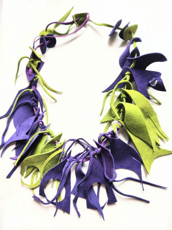 Coliere si Cercei Handmade - Colier multicolor din piele naturala ,verde si mov