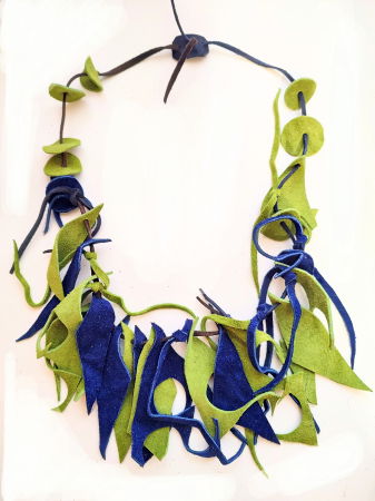 Colier Olive si albastru electric din piele naturala ,asimetric, unicat [2]