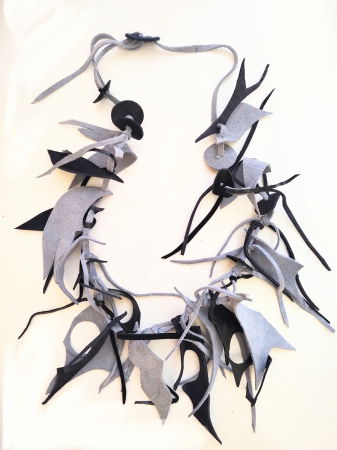 Coliere si Cercei Handmade - Colier handmade bleu din piele naturala, asimetric, unicat